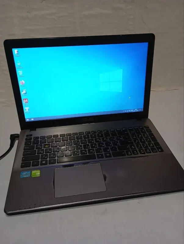 Ноутбук Б-клас Asus X550C / 15.6" (1366x768) TN / Intel Core i3-3217U (2 (4) ядра по 1.8 GHz) / 6 GB DDR3 / 750 GB HDD / nVidia GeForce GT 720M, 2 GB GDDR3, 64-bit / WebCam / DVD-ROM / АКБ не тримає б/в - зображення 2