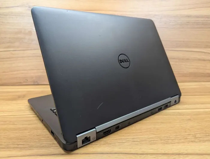 Нетбук Dell Latitude E7270 / 12.5" (1366x768) TN / Intel Core i7-6600U (2 (4) ядра по 2.6 - 3.4 GHz) / 8 GB DDR4 / 256 GB SSD / Intel HD Graphics 520 / HDMI / WebCam / Windows 10 б/в - зображення 7