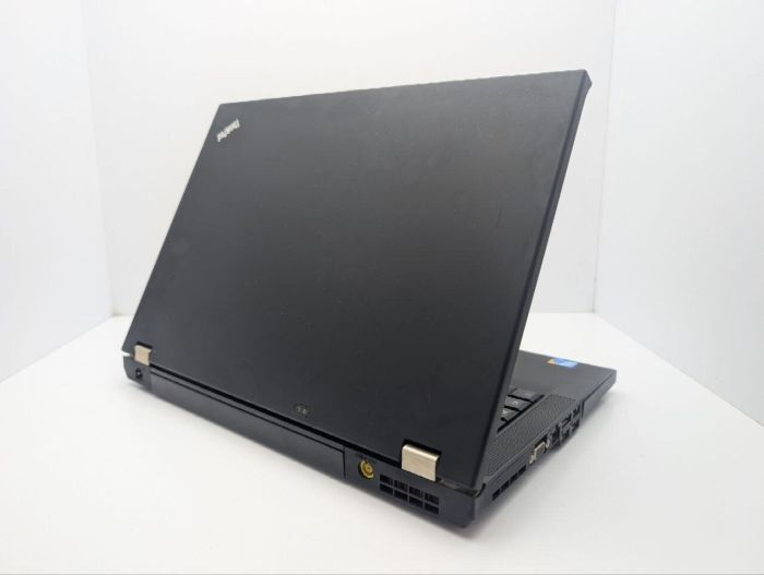 Ноутбук Lenovo ThinkPad T410 / 14" (1366x768) TN / Intel Core i5-540M (2 (4) ядра по 2.5 - 3.0 GHz) / 6 GB DDR3 / 250 GB HDD / Intel HD Graphics / DVD-ROM б/в - зображення 8