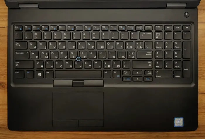 Ігровий ноутбук Dell Latitude 5591 / 15.6" (1920x1080) IPS / Intel Core i5-8400H (4 ядра по 2.5 - 4.2 GHz) / 16 GB DDR4 / 512 GB SSD / nVidia GeForce MX130, 2 GB GDDR5, 64-bit / WebCam б/в - зображення 5