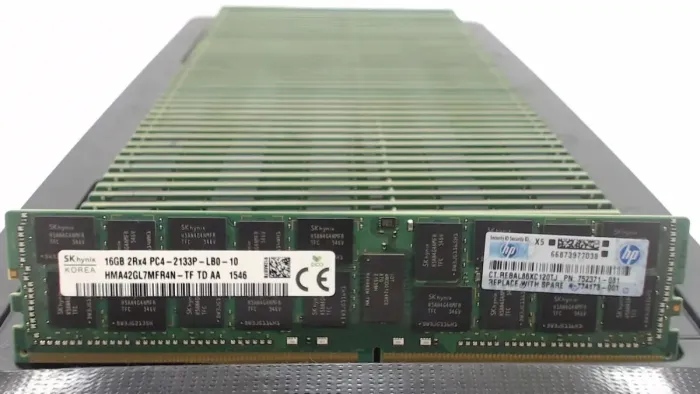 Комплект: Серверна оперативна пам'ять Hynix / 32 GB (2x 16 GB) / 2Rx4 PC4-2133P / DDR4 ECC / 2133 MHz б/в - зображення 2