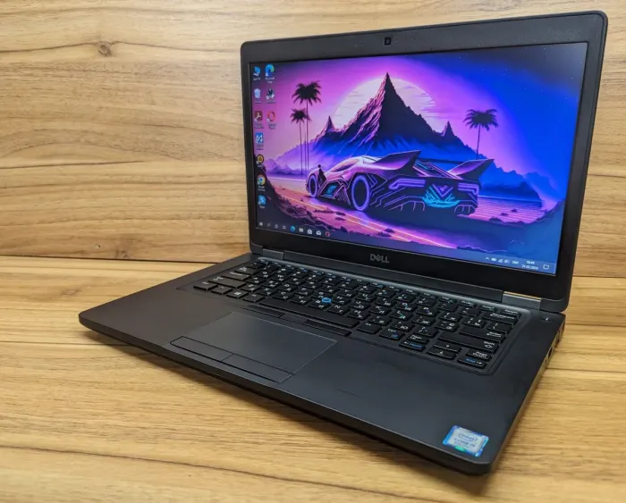 Ультрабук Dell Latitude 5490 / 14" (1366x768) TN / Intel Core i5-8250U (4 (8) ядра по 1.6 - 3.4 GHz) / 8 GB DDR4 / 480 GB SSD / Intel UHD Graphics 620 / WebCam / Windows 10 б/в - зображення 5