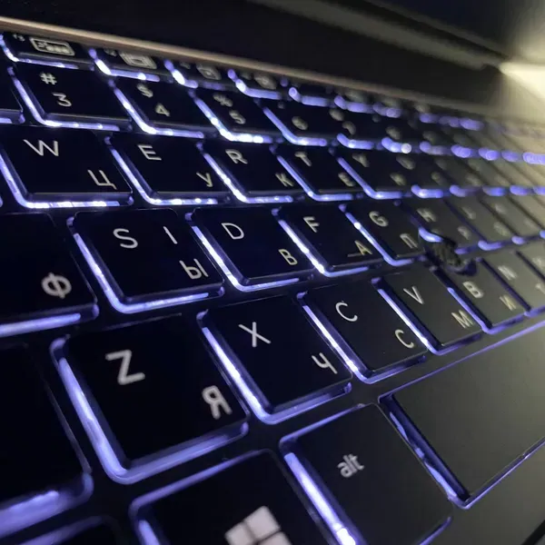 Мобільна робоча станція Б-класу HP zBook 17 G3 / 17,3" (1600x900) TN / Intel Core i5-6440HQ (4 ядра по 2,6 - 3,5 ГГц) / 16 ГБ DDR4 / 512 ГБ SSD / nVidia Quadro M1000M, 2 ГБ DDR3, 128-біт / Fingerprint / WebCam б/в - зображення 7