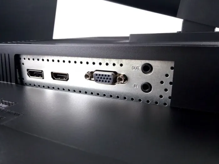 Монітор Samsung S24E450B / 24" (1920x1080) TN / 1x VGA, 1x DVI б/в - зображення 4