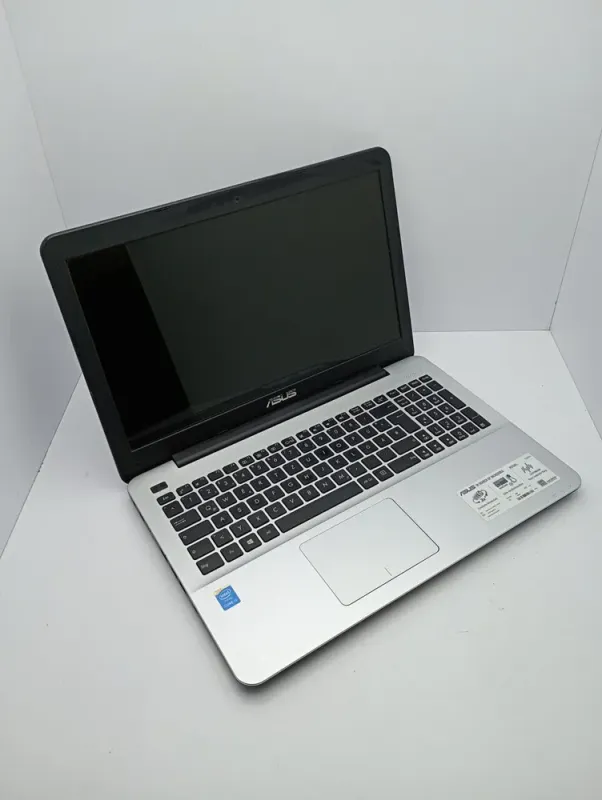 Ноутбук Asus R556l / 15.6" (1366x768) TN / Intel Core i3-4030U (2 (4) ядра по 1.9 GHz) / 8 GB DDR3 / 500 GB HDD / Intel HD Graphics 4400 / WebCam б/в - зображення 5