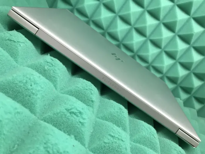 Ультрабук Б-клас HP Elitebook 745 G5 / 14" (1920x1080) IPS / AMD Ryzen 5 Pro 2500U (4 (8) ядра по 2.0 - 3.6 GHz) / 8 GB DDR4 / 256 GB SSD M.2 / AMD Radeon Vega 8 Graphics / WebCam / USB 3.1 / HDMI б/в - зображення 9