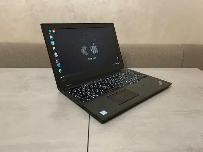 Робоча станція Lenovo ThinkPad / 15.6" IPS / Core i7-6500U (2(4) ядра по 2.5-3.1 GHz) / 16GB DDR3 / 240GB SSD NEW / Quadro M500M, 2GB DDR3, 64bit / WebCam / HDMI б/в - зображення 4