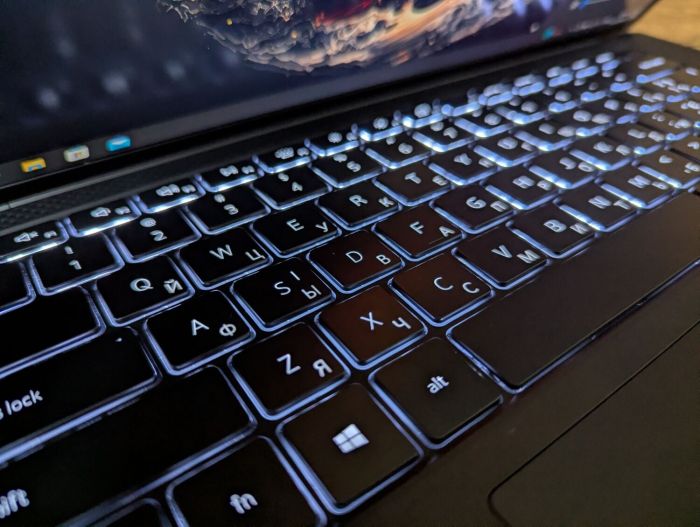 Мобільна робоча станція Dell Precision 5560 / 15,6" (1920x1080) IPS / Intel Core i7-11850H (8 (16) ядер по 2,5 - 4,8 ГГц) / 16 ГБ DDR4 / 512 ГБ SSD / nVidia Quadro T1200, 4 ГБ GDDR6, 128-біт / TouchID / WebCam / Windows 10 б/в - зображення 6