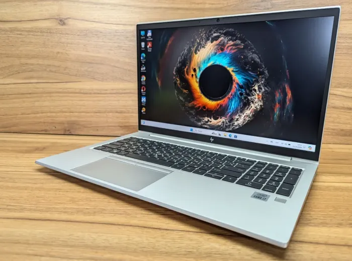 Ультрабук HP EliteBook 850 G7 / 15.6" (1920x1080) IPS / Intel Core i7-10610U (4 (8) ядра по 1.8 - 4.9 GHz) / 16 GB DDR4 / 480 GB SSD / Intel UHD Graphics / WebCam / TouchID / Windows 10 б/в - зображення 5