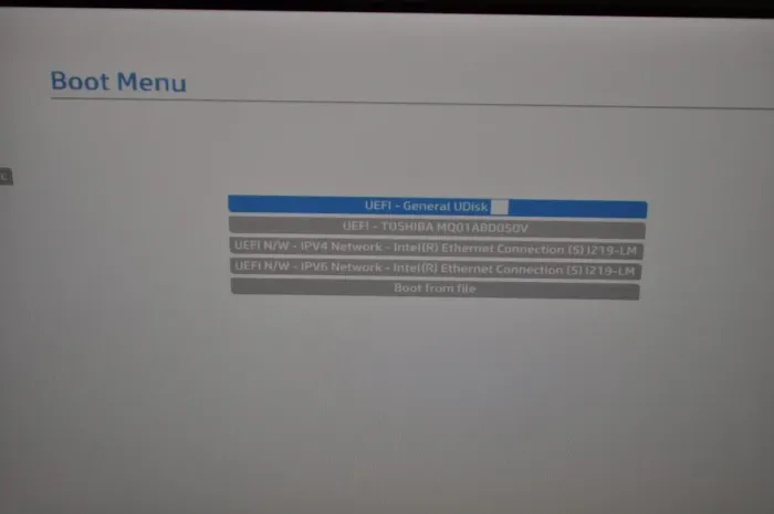 Комп'ютер Б-клас HP ProDesk 600 G3 SFF / Intel Core i5-6500 (4 ядра по 3,2 - 3,6 ГГц) / 8 ГБ DDR4 / 500 ГБ HDD / Intel HD Graphics 530 б/в - зображення 3