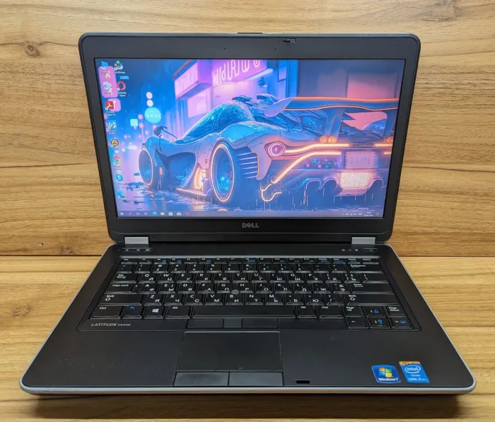 Ноутбук Dell Latitude E6440 / 14" (1600x900) TN / Intel Core i5-4300M (2 (4) ядра по 2.6 - 3.3 GHz) / 8 GB DDR3 / 240 GB SSD / Intel HD Graphic 4600 / WebCam / Windows 10 б/в - зображення 2