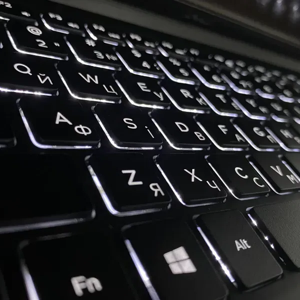 Ігровий ноутбук Dell XPS 15 7590 / 15.6" (1920x1080) IPS / Intel Core i7-9750H (6 (12) ядер по 2.6 - 4.5 GHz) / 16 GB DDR4 / 512 GB SSD / nVidia GeForce GTX 1650, 4 GB GDDR6, 128-bit / WebCam / HDMI б/в - зображення 6