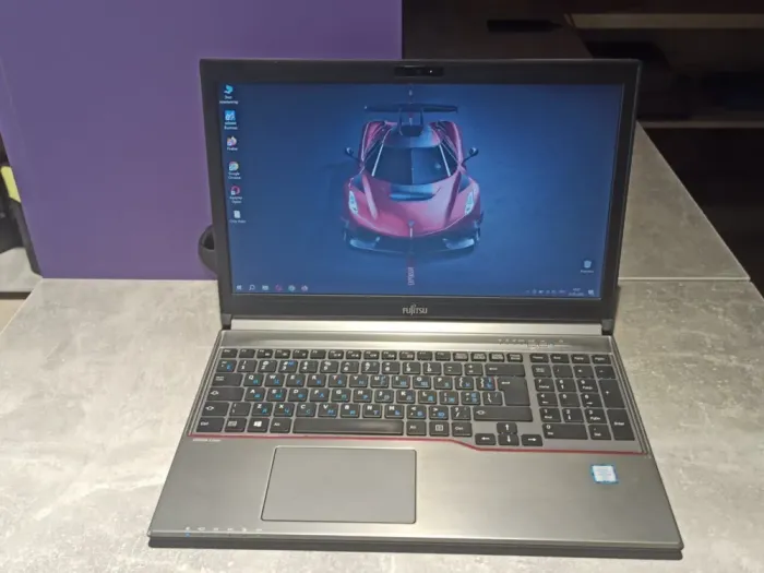 Ультрабук Fujitsu LifeBook E756 / 15.6" (1366x768) TN / Intel Core i5-6200U (2 (4) ядра по 2.3 - 2.8 GHz) / 16 GB DDR4 / 240 GB SSD / Intel HD Graphics 520 / WebCam б/в - зображення 2