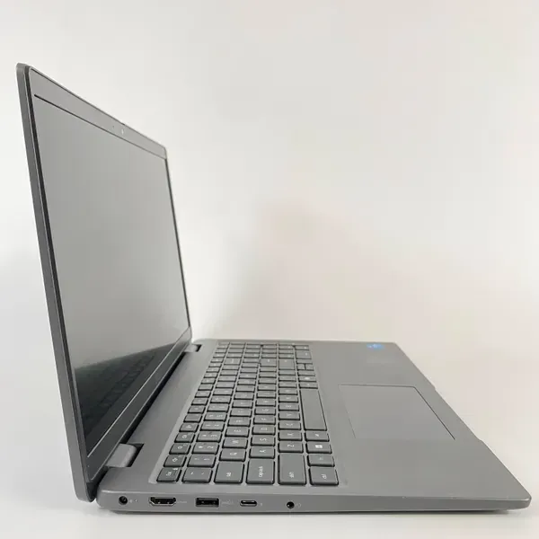 Ноутбук Dell Latitude 3550 / 15.6" (1920x1080) IPS / Intel Core i3-1315U (6 (8) ядер по 3.3 - 4.5 GHz) / 8 GB DDR5 / 256 GB SSD / Intel UHD Graphics / WebCam / HDMI б/в - зображення 4