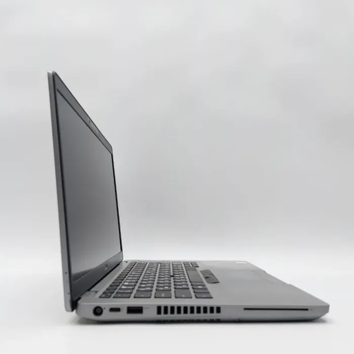 Ультрабук Б-клас Dell Latitude 5411 / 14" (1920x1080) IPS / Intel Core i7-10850H (6 (12) ядер по 2.7 - 5.1 GHz) / 16 GB DDR4 / 256 GB SSD / UHD Graphics / WebCam б/в - зображення 4