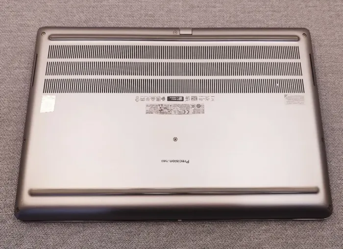 Мобільна робоча станція Dell Precision 7560 / 15.6" (1920x1080) IPS / Intel Core i7-11850H (8 (16) ядер по 2.5 - 4.8 GHz) / 32 GB DDR4 / 1000 GB SSD M.2 / nVidia Quadro T1200, 4 GB GDDR6, 128-bit / WebCam б/в - зображення 9