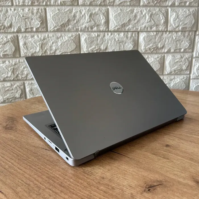 Ультрабук Б-клас Dell Latitude 7300 / 13.3" (1920x1080) IPS / Intel Core i5-8365U (4 (8) ядра по 1.6 - 4.1 GHz) / 8 GB DDR4 / 256 GB SSD / Intel UHD Graphics 620 / WebCam б/в - зображення 6