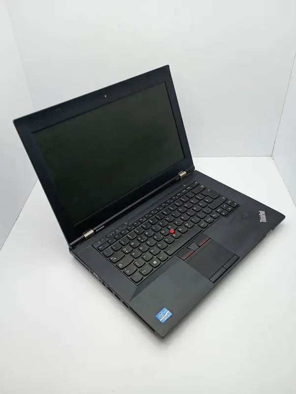 Ноутбук Lenovo ThinkPad L430 / 14'' (1366x768) TN / Intel Core i5-3230M (2 (4) ядра по 2.6 - 3.2 GHz) / 6 GB DDR3 / 320 GB HDD / Intel HD Graphics 4000 / WebCam б/в - зображення 3