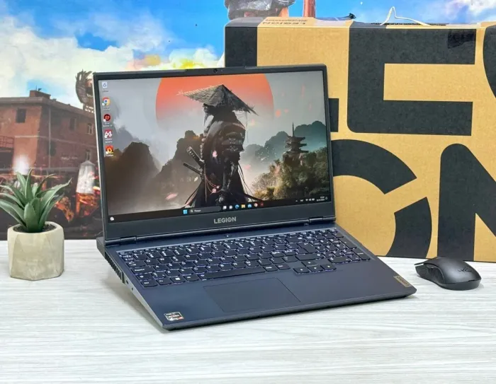 Ігровий ноутбук Lenovo Legion 5 15ACH6H / 15.6" (1920x1080) IPS / AMD Ryzen 5 5600H (6 (12) ядер по 3.3 - 4.2 GHz) / 16 GB DDR4 / 512 GB SSD M.2 / nVidia GeForce RTX 3060, 6 GB GDDR6, 192-bit / WebCam / Win 11 Home б/в - зображення 3