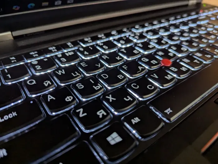 Мобільна робоча станція Б-клас Lenovo ThinkPad P51 / 15.6" (1920x1080) IPS / Intel Core i7-7820HQ (4 (8) ядра по 2.9 - 3.9 GHz) / 32 GB DDR4 / 512 GB SSD / nVidia Quadro M2200, 4 GB GDDR5, 128-bit / Fingerprint / Windows 10 б/в - зображення 6