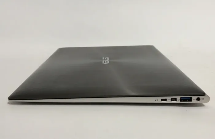 Ультрабук Asus ZenBook UX31E / 13.3'' (1600x900) TN / Intel Core i5-2557M (2 (4) ядра по 1.7 - 2.7 GHz) / 4 GB DDR3 / 128 GB SSD / Intel HD Graphics 3000 / WebCam / Win 10 Home б/в - зображення 5