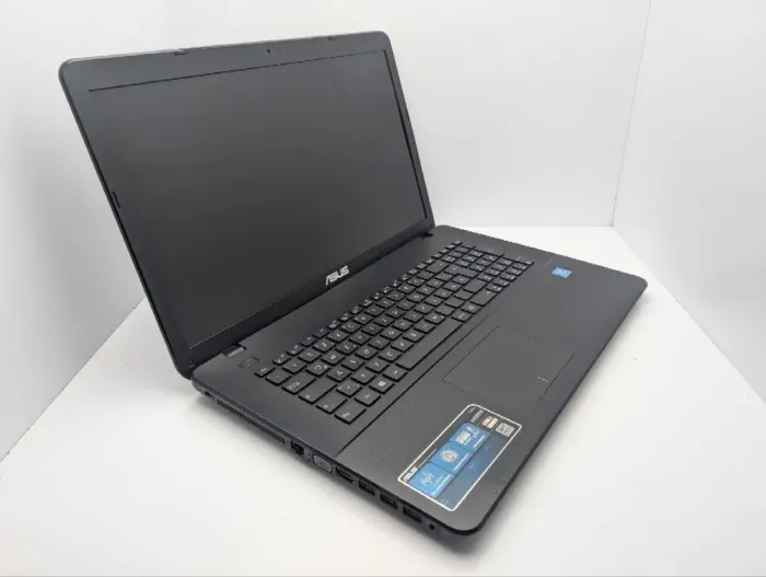 Ноутбук Asus R752S / 17.3" (1600x900) TN / Intel Pentium N3700 (4 ядра по 1.6 - 2.4 GHz) / 8 GB DDR3 / 120 GB SSD / Intel HD Graphics / WebCam б/в - зображення 6