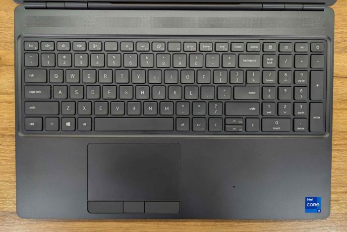 Мобільна робоча станція Dell Precision 7560 / 15,6" (1920x1080) IPS / Intel Core i7-11850H (8 (16) ядер по 2,5 - 4,8 ГГц) / 32 ГБ DDR4 / 1000 ГБ SSD / nVidia RTX A5000, 16 ГБ GDDR6, 256-біт / WebCam / Windows 11 б/в - изображение 8