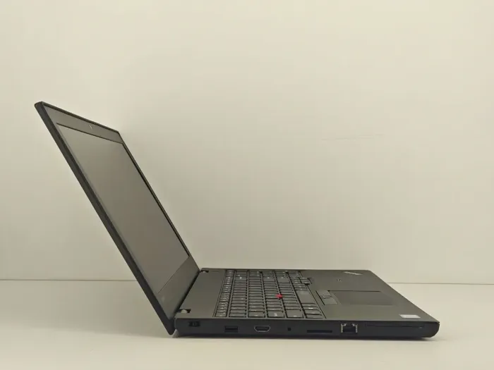 Ноутбук Lenovo ThinkPad T560 / 15.6" (1920x1080) TN / Intel Core i5-6200U (2 (4) ядра по 2.3 - 2.8 GHz) / 8 GB DDR3 / 256 GB SSD / Intel HD Graphics 520 / WebCam б/в - зображення 3