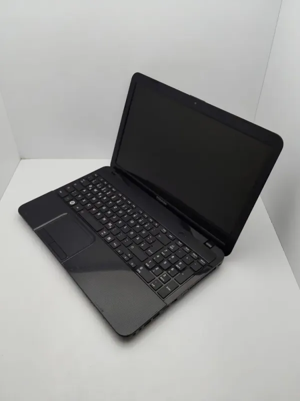 Ноутбук Toshiba P850 / 15.6" (1366x768) TN / Intel Core i7-3610QM (4 (8) ядра по 2.3 - 3.3 GHz) / 6 GB DDR3 / 500 GB HDD / AMD Radeon HD 7600M, 2 GB GDDR3, 64-bit / WebCam б/в - зображення 3