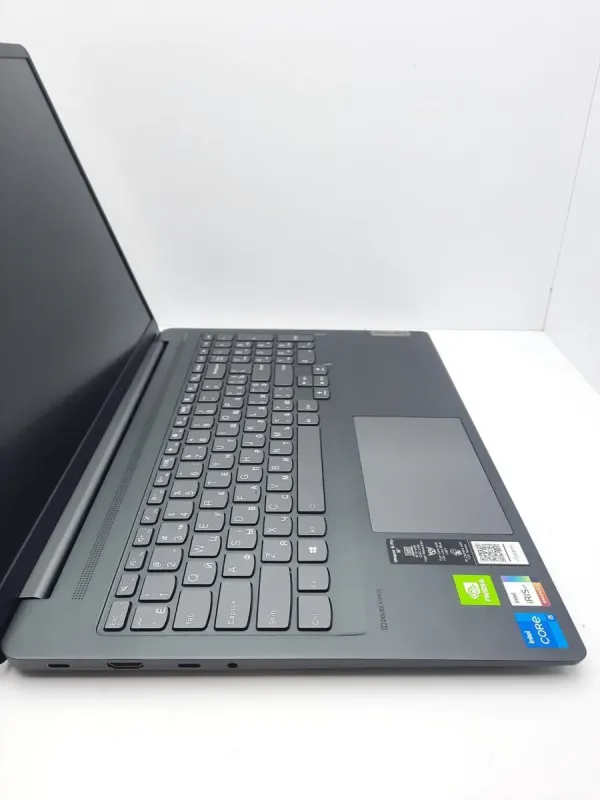 Ігровий ультрабук Lenovo IdeaPad 5 / 16" (2560x1600) IPS / Intel Core i5-11300H (4 (8) ядра по 2.6 - 4.4 GHz) / 8 GB DDR4 / 512 GB SSD / nVidia GeForce MX450, 2 GB GDDR6, 64-bit / WebCam б/в - зображення 3