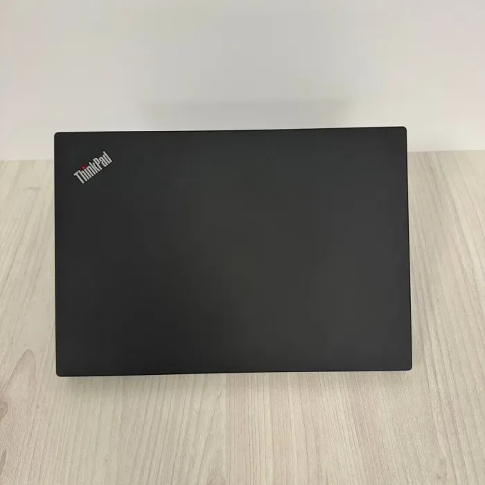 Ультрабук Lenovo ThinkPad P14s Gen 1 / 14" (1920x1080) IPS / AMD Ryzen 7 4750U (8 (16) ядер по 1.7 - 4.1 GHz) / 16 GB DDR4 / 512 GB SSD NVMe / AMD Radeon RX Vega 8 Graphics / WebCam б/в - зображення 3