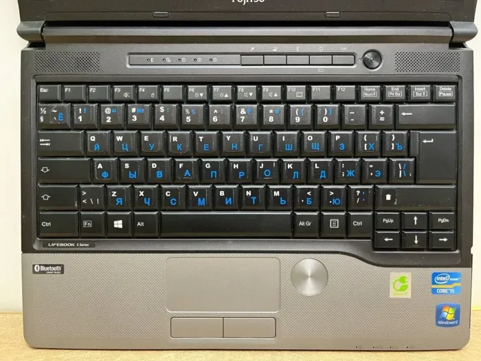 Ноутбук Fujitsu LifeBook S792 / 13.3" (1366x768) TN / Intel Core i5-3230M (2 (4) ядра по 2.6 - 3.2 GHz) / 4 GB DDR3 / 320 GB HDD / Intel HD Graphics 4000 / WebCam б/в - зображення 3