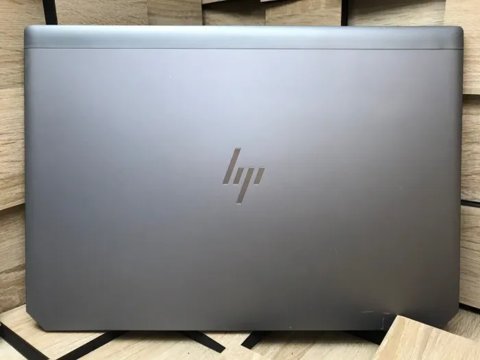 Мобільна робоча станція Б-клас HP ZBook 15 G5 / 15.6" (1920x1080) IPS Touch / Intel Core i7-8750H (6 (12) ядер по 2.2 - 4.1 GHz) / 16 GB DDR4 / 480 GB SSD / nVidia Quadro P1000, 4 GB GDDR5, 128-bit / WebCam б/в - зображення 9