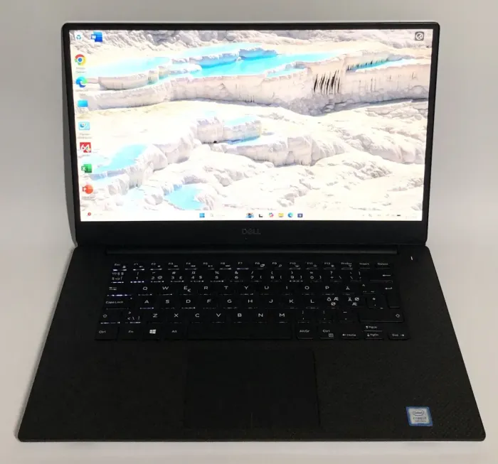 Мобільна робоча станція Dell Precision 5530 / 15,6" (1920x1080) IPS / Intel Core i7-8850H (6 (12) ядер по 2,6 - 4,3 ГГц) / 16 ГБ DDR4 / 512 ГБ SSD / nVidia Quadro P1000, 4 ГБ GDDR5, 128-біт / WebCam / Win 11 Pro б/в - зображення 2