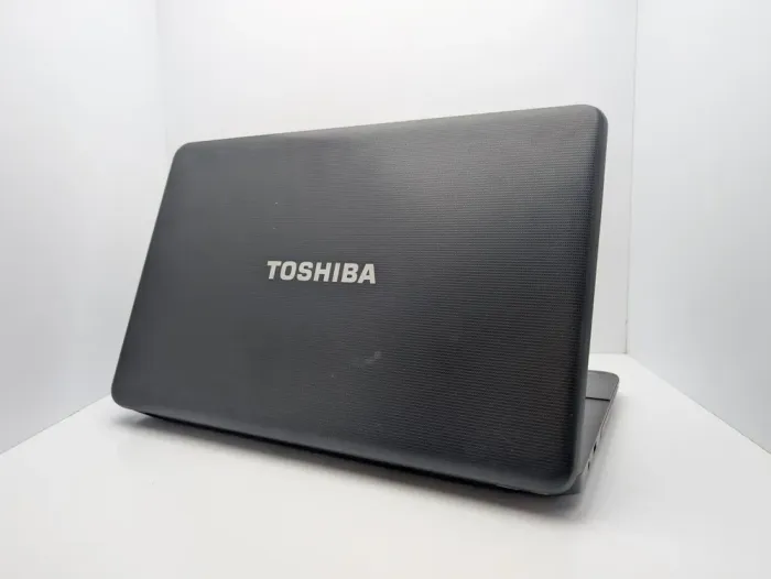 Ноутбук Toshiba Satellite C870d / 17.3" (1600x900) TN / AMD E2-1800 (2 ядра по 1.7 GHz) / 6 GB DDR3 / 500 GB HDD / AMD Radeon HD 7340 Graphics / WebCam б/в - зображення 8