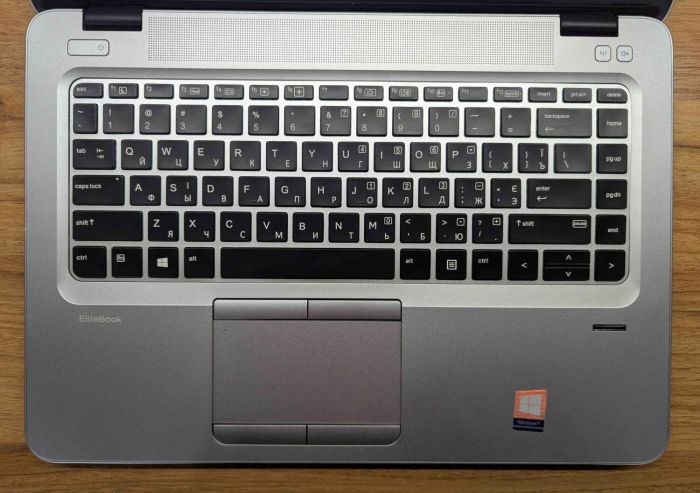 Ультрабук HP EliteBook 840 G3 / 14" (1920x1080) IPS / Intel Core i5-6300U (2 (4) ядра по 2.4 - 3.0 GHz) / 8 GB DDR4 / 240 GB SSD / Intel HD Graphics 520 / HDMI / TouchID / Windows 10 б/в - зображення 3