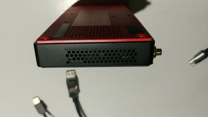 Неттоп Lenovo ThinkCentre M75n USFF / AMD Ryzen 5 3500U (4 (8) ядра по 2.1 - 3.7 GHz) / 8 GB DDR4 / 256 GB SSD / AMD Radeon Vega 8 Graphics / DisplayPort / Wi-Fi + Блок живлення б/в - зображення 16