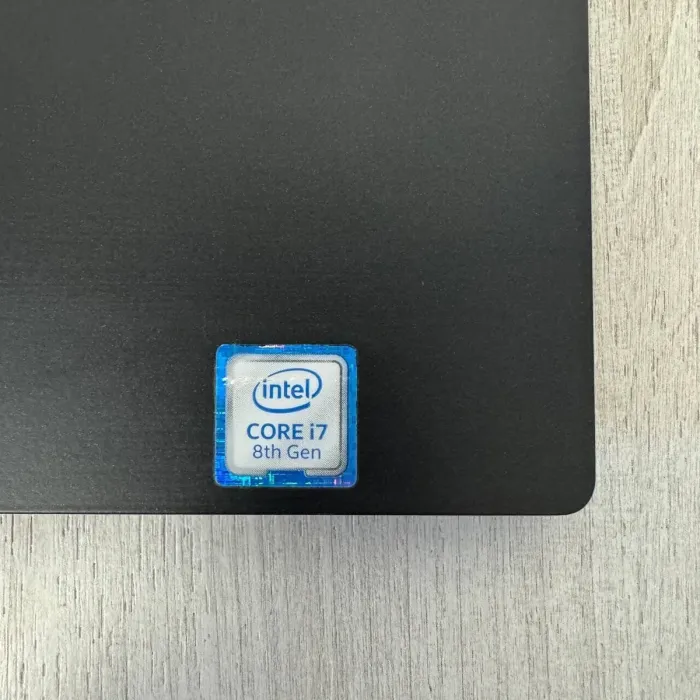 Ультрабук Б-клас Dell Latitude 7490 / 14" (1920x1080) IPS / Intel Core i7-8650U (4 (8) ядра по 1.9 - 4.2 GHz) / 8 GB DDR4 / 128 GB SSD / Intel UHD Graphics 620 / WebCam б/в - зображення 4