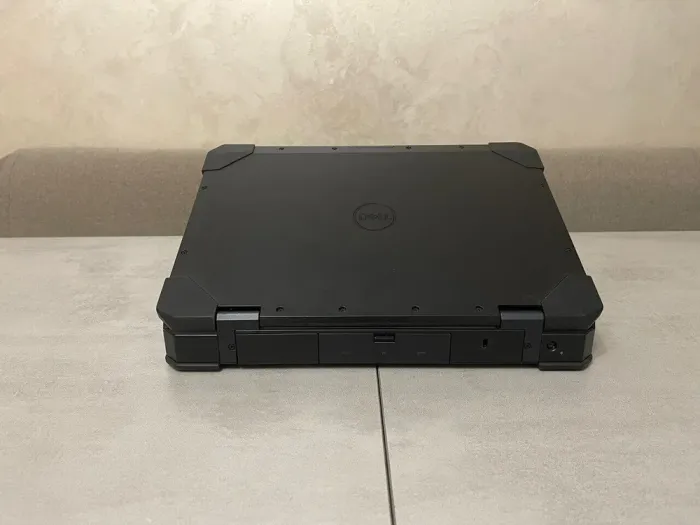 Захищений ноутбук Dell Latitude 5424 Rugged / 14" (1920x1080) IPS Touch / Intel Core i5-8350U (4 (8) ядра по 1.7 - 3.6 GHz) / 16 GB DDR4 / 256 GB SSD M.2 / Intel UHD Graphics 620 / WebCam / Fingerprint б/в - зображення 8