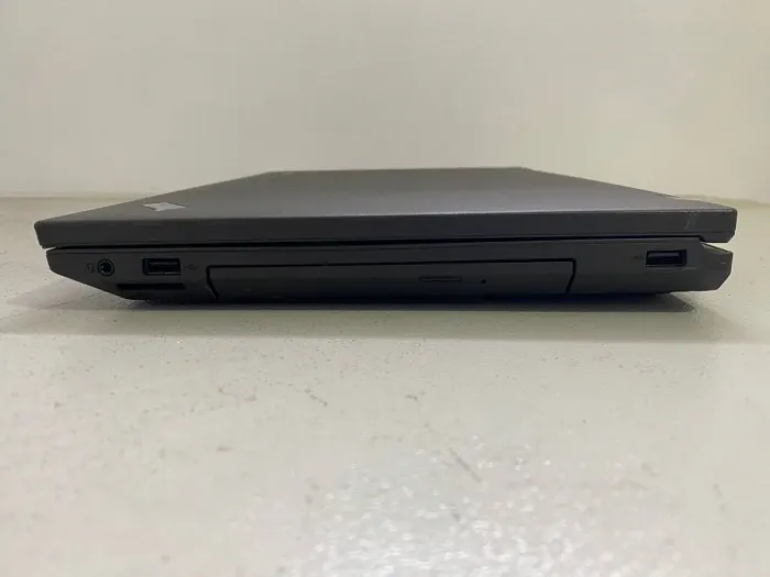 Ноутбук Б-клас Lenovo ThinkPad L540 / 15.6" (1366x768) TN / Intel Core i5-4300M (2 (4) ядра по 2.6 - 3.3 GHz) / 8 GB DDR3 / 256 GB SSD / Intel HD Graphics 4600 / WebCam / VGA / BIOS PASSWORD BOOT б/в - зображення 4