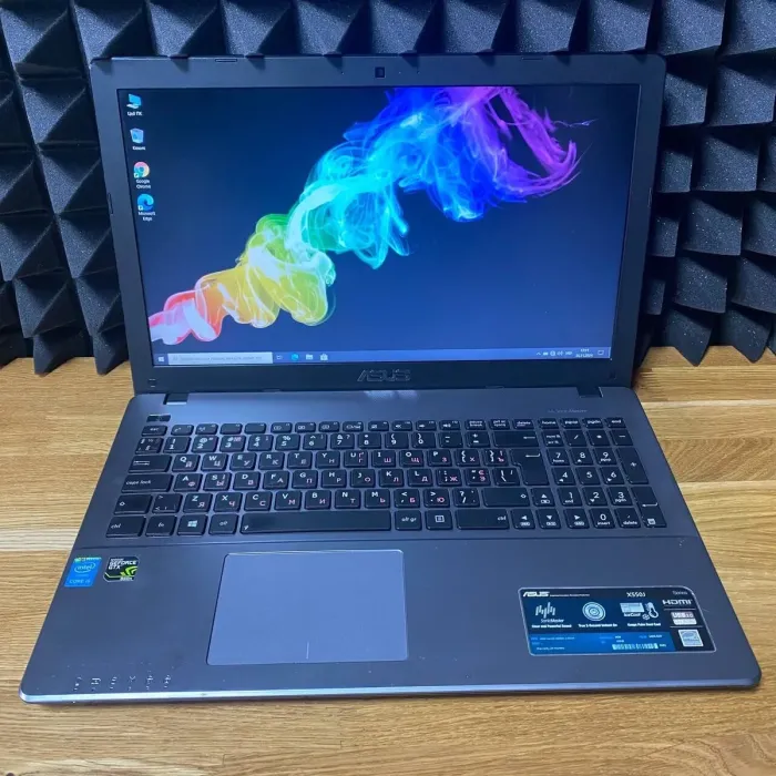 Ноутбук Asus X550J / 15.6" (1920x1080) TN / Intel Core i5-4200H (2 (4) ядра по 2.8 - 3.4 GHz) / 12 GB DDR3 / 128 GB SSD / nVidia GeForce GTX 850M, 2 GB GDDR3, 128-bit / WebCam / DVD-ROM б/в - зображення 2