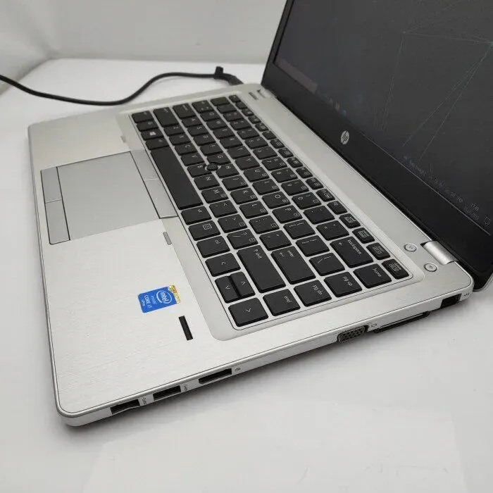 Ультрабук HP EliteBook Folio / 14" TN / Core i7-4600U (2(4) ядра по 2.1-3.3GHz) / 8GB DDR3 / 240GB SSD / HD Graphics 4400 / WebCam / Win 10 Pro б/в - зображення 5