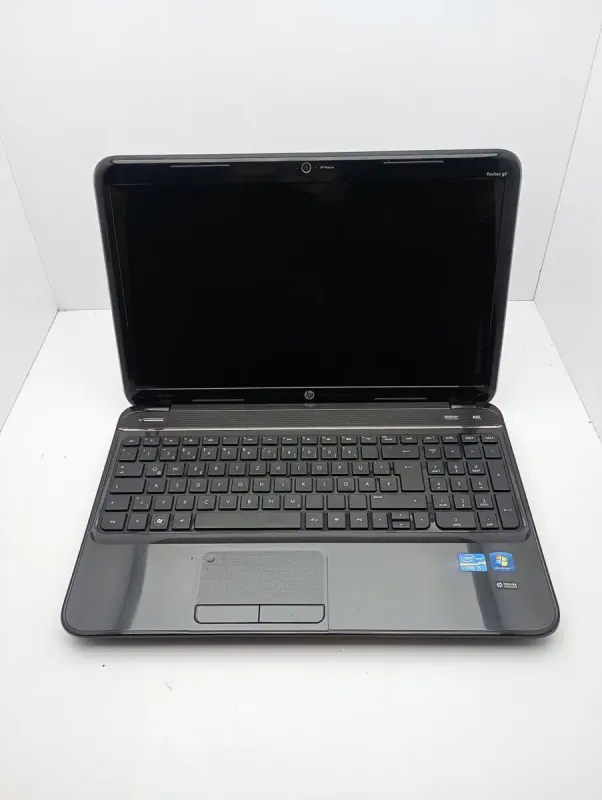 Ноутбук HP Pavilion g6-2000 / 15.6" (1366x768) TN / Intel Core i5-3210M (2 (4) ядра по 2.5 - 3.1 GHz) / 8 GB DDR3 / 500 GB HDD / Intel HD Graphics 4000 / WebCam б/в - зображення 2