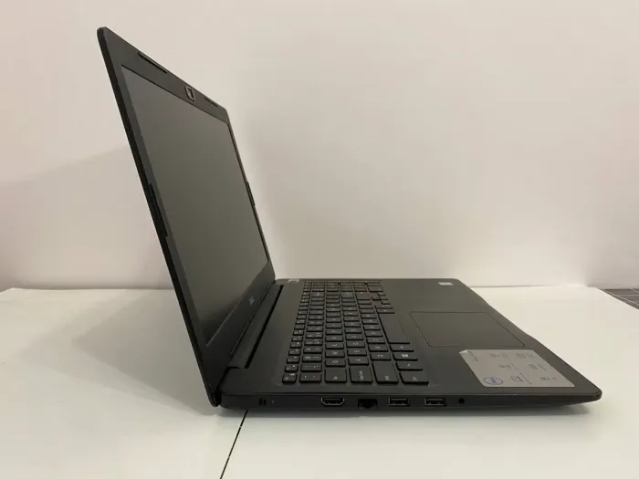 Ноутбук Dell Vostro 3580 / 15.6" (1920x1080) TN / Intel Core i5-8265U (4 (8) ядра по 1.6 - 3.9 GHz) / 8 GB DDR4 / 256 GB SSD / Intel UHD Graphics 620 / WebCam / DVD-RW / HDMI б/в - зображення 5