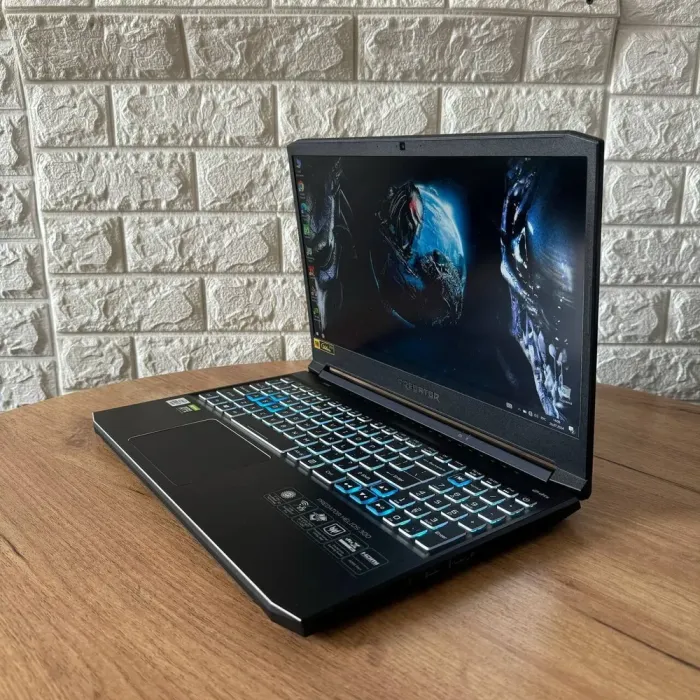 Ігровий ноутбук Acer Predator Helios 300 PH315-53 / 15.6" (1920x1080) IPS / Intel Core i7-10750H (6 (12) ядер по 2.6 - 4.8 GHz) / 16 GB DDR4 / 512 GB SSD / nVidia GeForce RTX 2060, 6 GB GDDR6, 192-bit / WebCam б/в - зображення 5