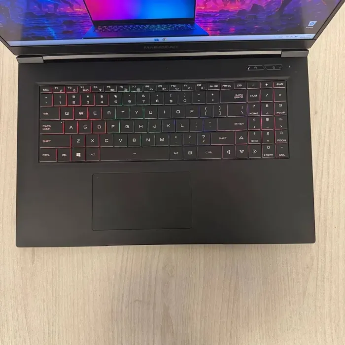 Ігровий ультрабук Б-класу MainGear Vector Pro MG-VCP17A / 17,3" (2560x1440) IPS / AMD Ryzen 9 5900HX (8 (16) ядер по 3.3 - 4.6 GHz) / 16 GB DDR4 / 1000 GB SSD NVMe / nVidia GeForce RTX 3070, 8 GB GDDR6, 256-bit / WebCam б/в - зображення 7