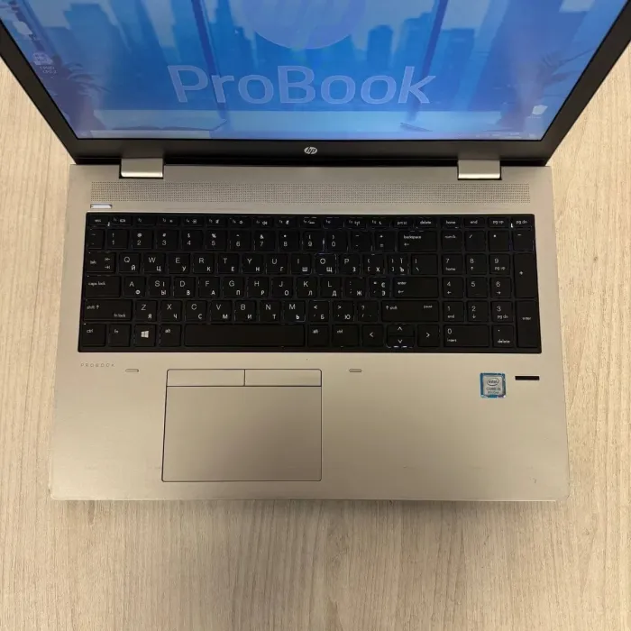 Ноутбук Б-клас HP ProBook 650 G4 / 15.6" (1366x768) TN / Intel Core i5-8250U (4 (8) ядра по 1.6 - 3.4 GHz) / 8 GB DDR4 / 128 GB SSD / Intel HD Graphics 620 / WebCam б/в - зображення 3