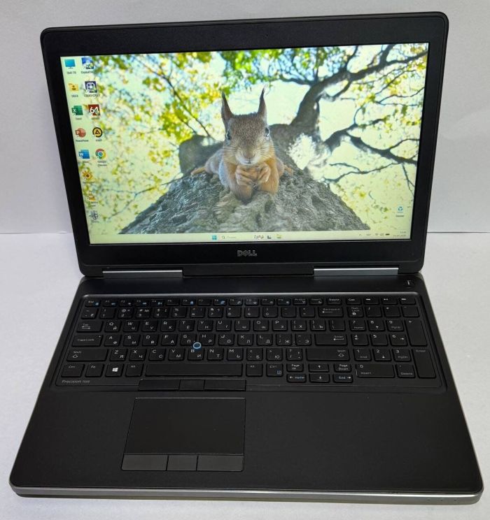 Мобільна робоча станція Dell Precision 7520 / 15,6" (1920x1080) IPS / Intel Core i7-7820HQ (4 (8) ядра по 2,9 - 3,9 ГГц) / 16 ГБ DDR4 / 512 ГБ SSD / nVidia Quadro M1200, 4 ГБ GDDR5, 128-біт / NoWebCam б/в - зображення 2