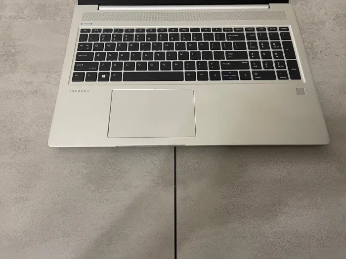 Ноутбук HP ProBook 455R G6 / 15.6" (1920x1080) IPS / AMD Ryzen 7 3700U (4 (8) ядра по 2.3 - 4.0 GHz) / 16 GB DDR4 / 256 GB SSD / AMD Radeon RX Vega 10 Graphics / WebCam б/в - зображення 4