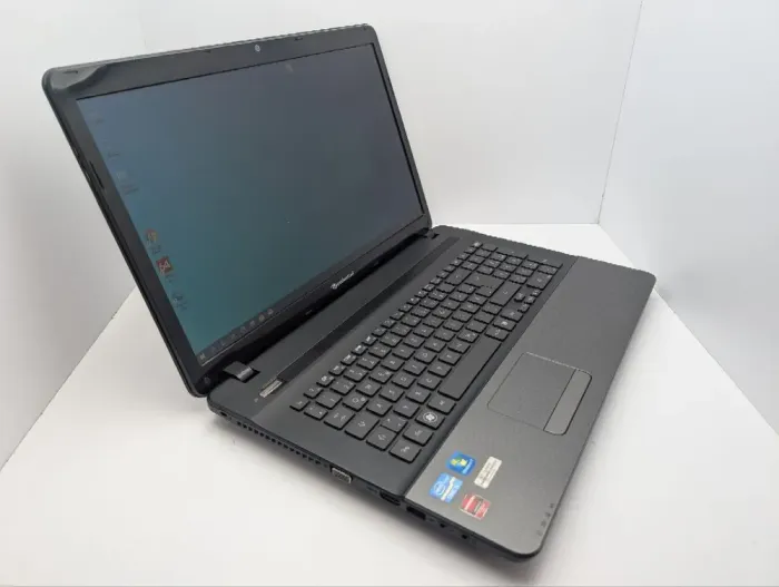 Ноутбук Packard Bell LS11HR / 17.3" (1600x900) TN / Intel Core i5-2430M (2 (4) ядра по 2.4 - 3.0 GHz) / 8 GB DDR3 / 120 GB SSD + 500 GB HDD / AMD Radeon HD 6550M, 1 GB GDDR3, 128-bit / WebCam / DVD-ROM б/в - зображення 6